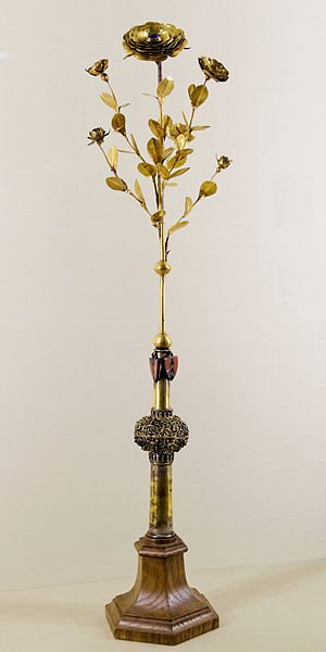 No momento, você está visualizando A Rosa de Ouro